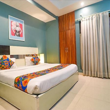Fabhotel Church House Rohini Delhi  Exterior photo