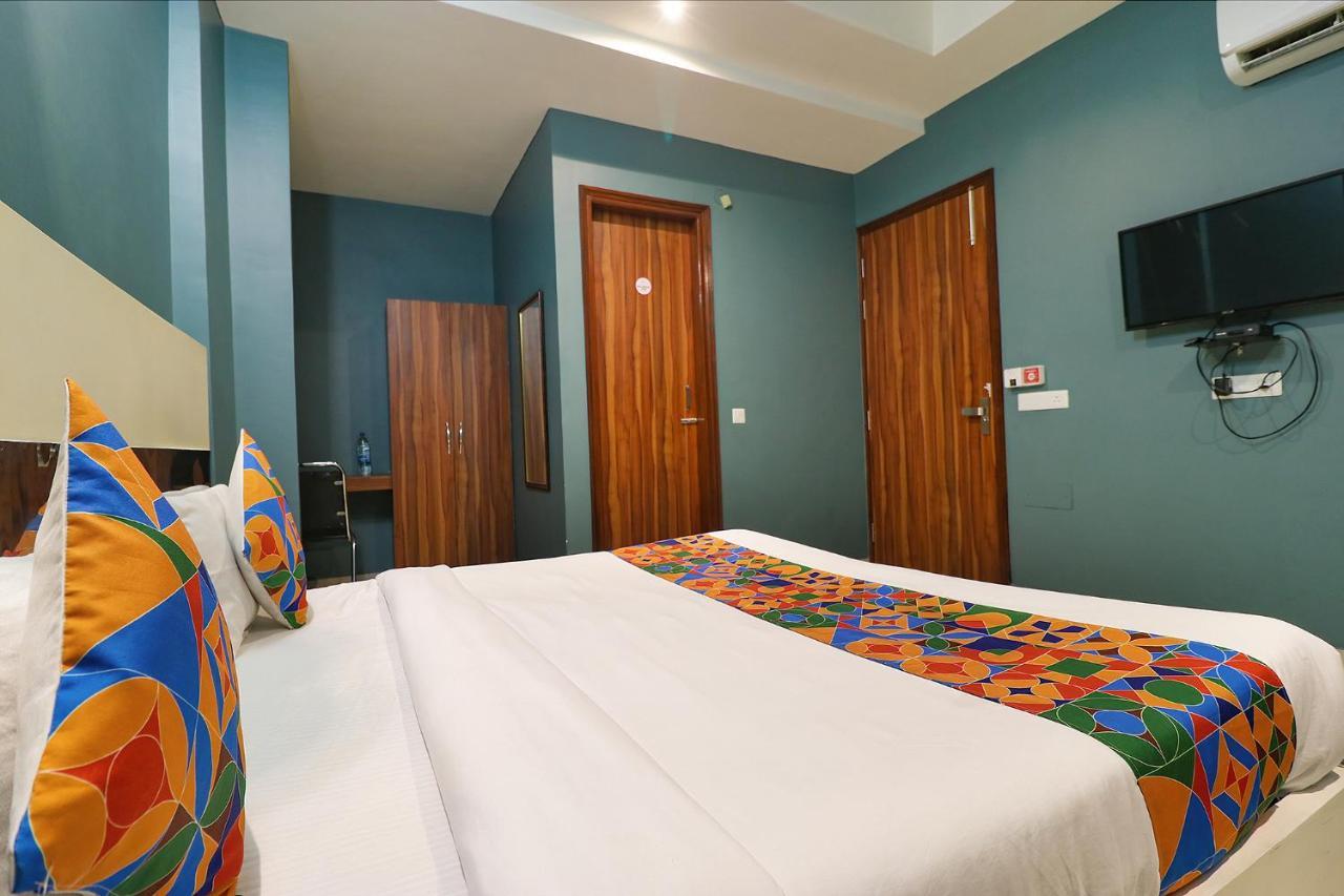 Fabhotel Church House Rohini Delhi  Exterior photo