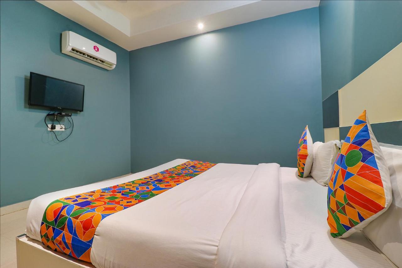 Fabhotel Church House Rohini Delhi  Exterior photo