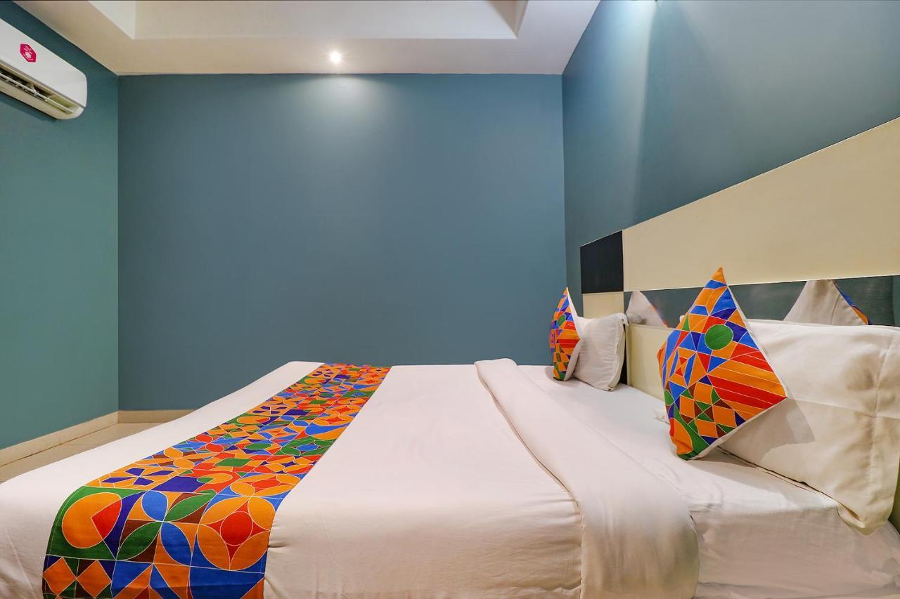 Fabhotel Church House Rohini Delhi  Exterior photo