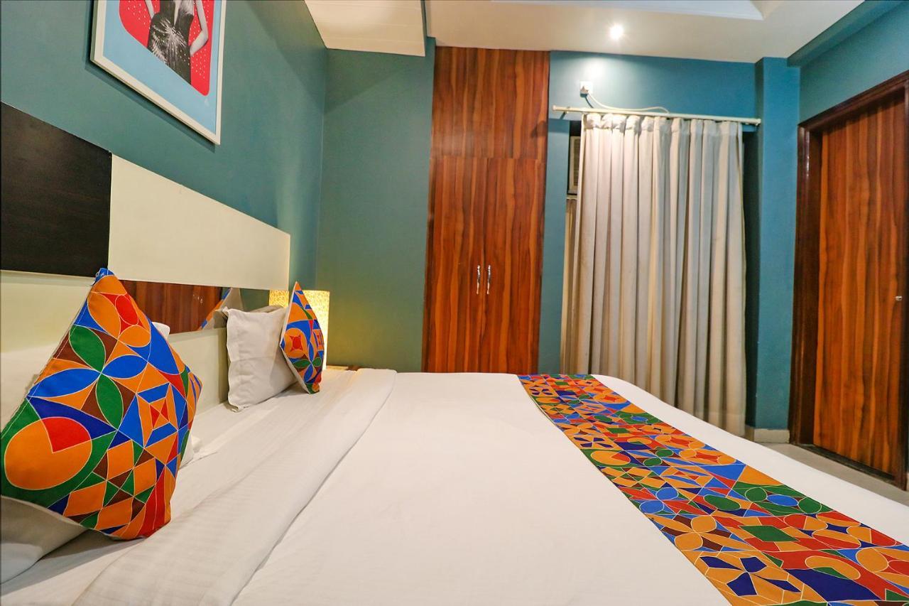 Fabhotel Church House Rohini Delhi  Exterior photo